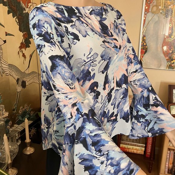 Karen Kane Bell Sleeve Top Sz XS - Picture 5 of 8